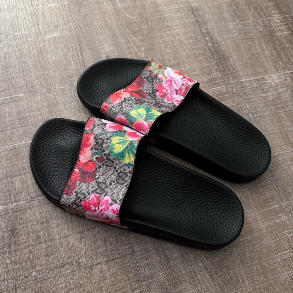 COPY - Gucci GG Supreme Floral Slides